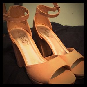 Dominique Nicole Heels